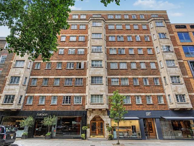 Flat for sale in East Marylebone, Marylebone