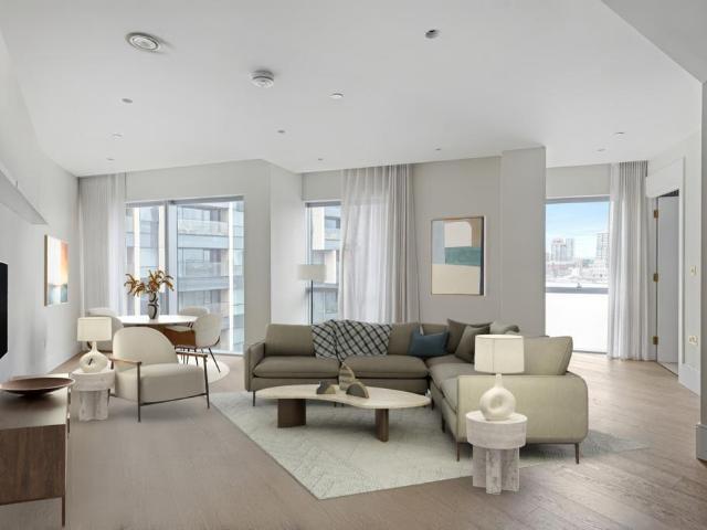 Flat for sale in Greenwich Peninsula, Greater London