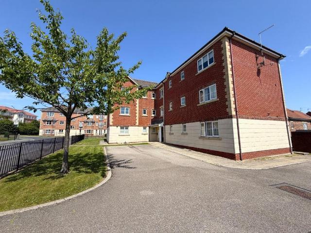 Flat for sale in Clavering, Hart Station