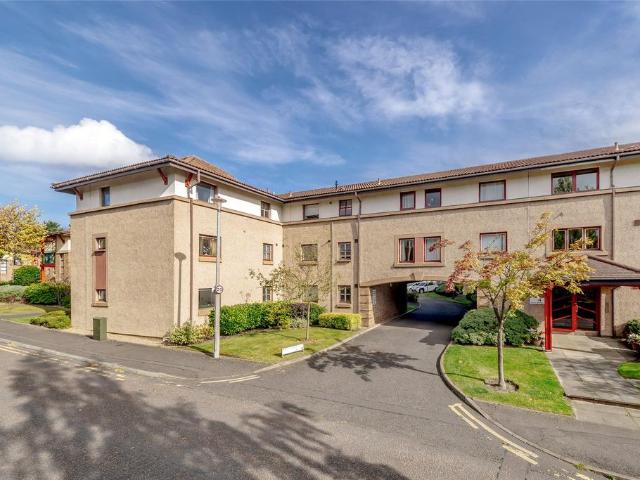 Flat for sale in Comely Bank, City of Edinburgh