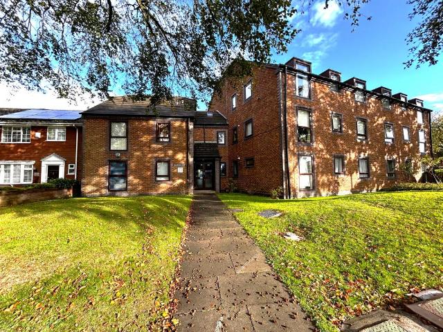 Flat for sale in Aldridge, Walsall