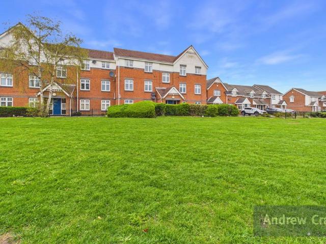 Flat for sale in Roker, Sunderland