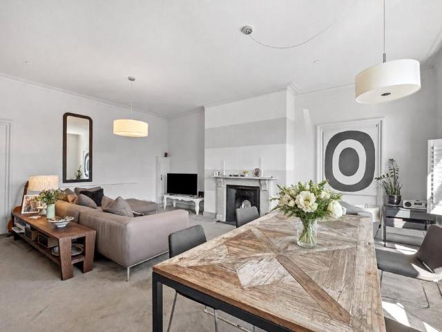 Flat for sale in Fordington