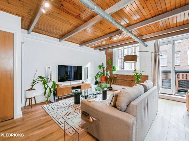 Flat for sale in St Ann's, Haddon