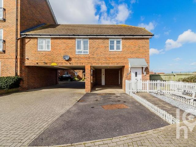 Flat for sale in Minster-on-Sea, Oad Street