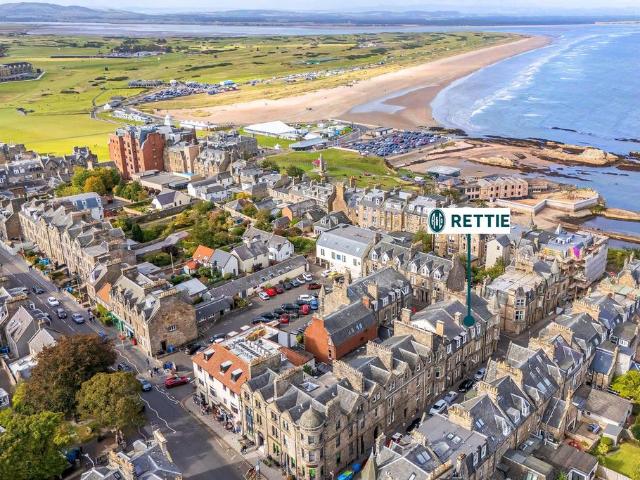 Flat for sale in St Andrews, Scotland