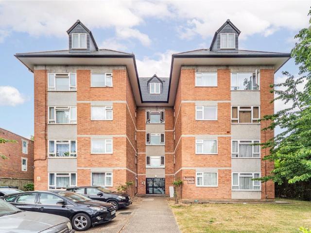 Flat for sale in Palmers Green, Isle Of Man
