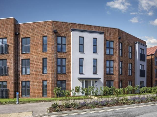 Flat for sale in Westwood, Acol