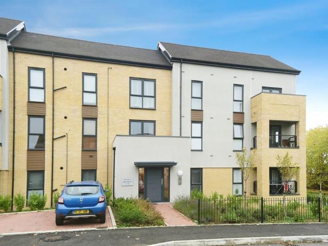 Flat for sale in Coleview, Kingsdown