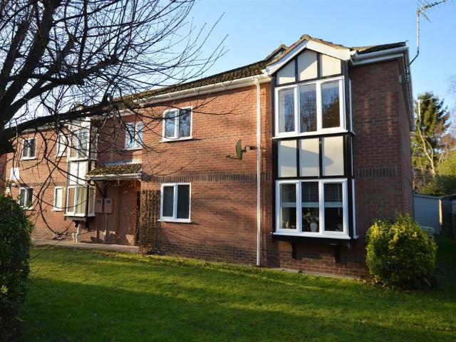 Flat for sale in Belleau, Lincolnshire