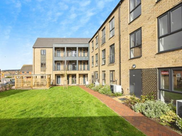 Flat for sale in Folkestone