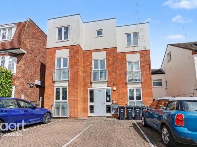 Flat for sale in Fairlop, Greater London