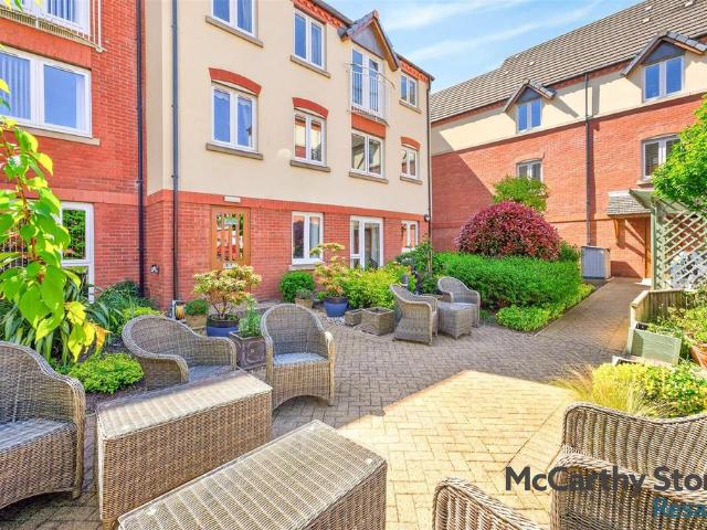 Flat for sale in Telford