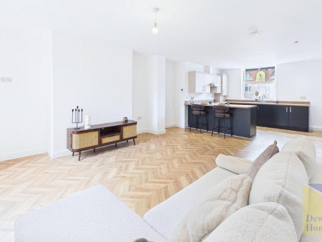 Flat for sale in Wesham, Lancashire