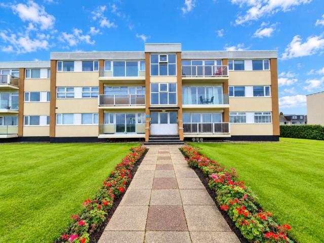 Flat for sale in Blackpool