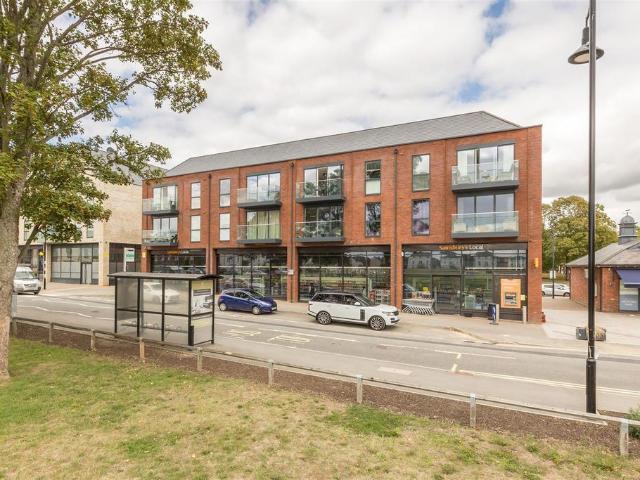 Flat for sale in Evershot, Oxfordshire