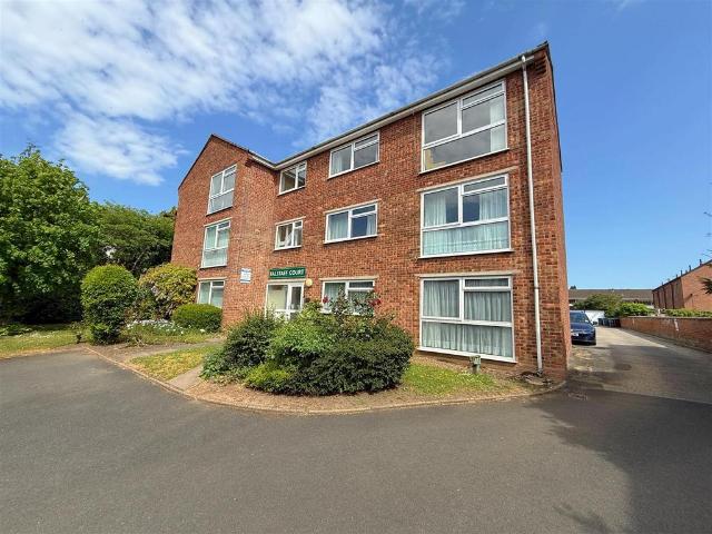 Flat for sale in Stratford-upon-Avon, Alderminster