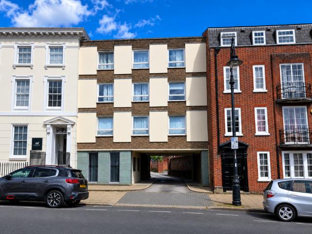 Flat for sale in Wallington, Fareham