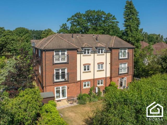 Flat for sale in Elmdon, West Midlands