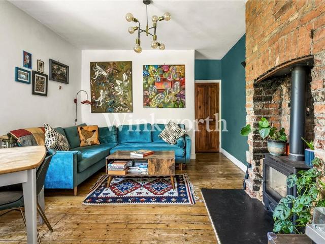 Flat for sale in Noel Park, Greater London