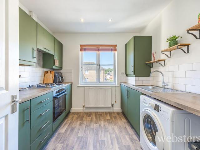 Flat for sale in East Bank, Norfolk