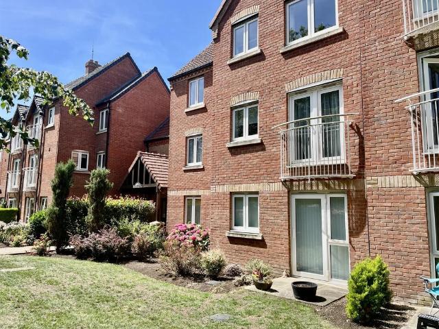 Flat for sale in Gosberton Clough, Lincolnshire