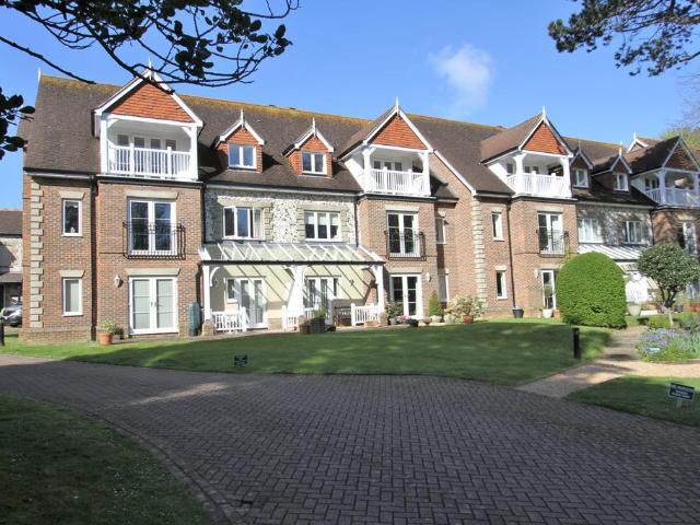 Flat for sale in Holywell, Eastbourne