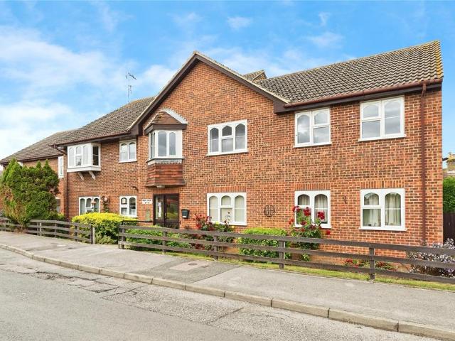 Flat for sale in Macknade, Oad Street
