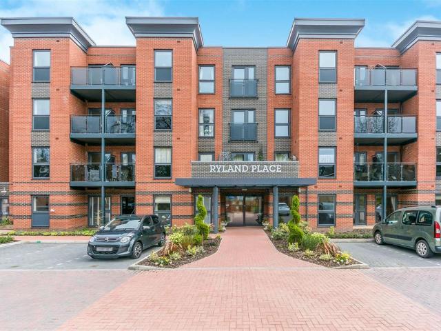 Flat for sale in Harborne, West Midlands