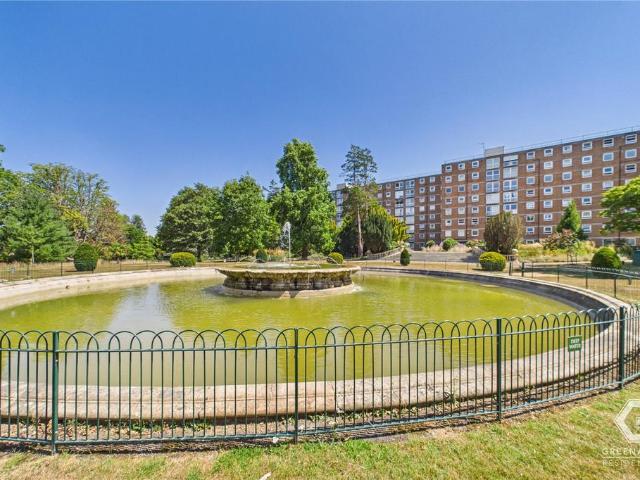 Flat for sale in Glynde, West Sussex