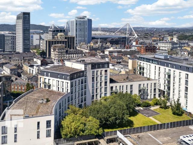 Flat for sale in City Centre, Falcon Lodge
