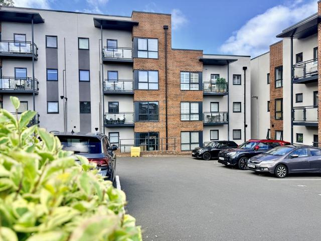 Flat for sale in Claypath, Durham