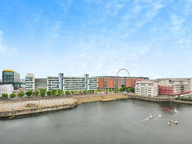 Flat for sale in Baltic Triangle, Calderstones
