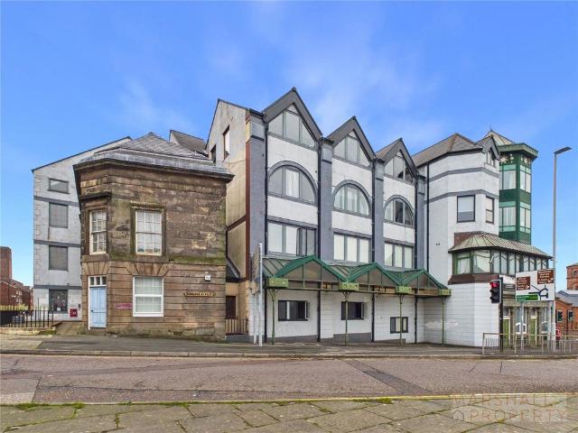 Flat for sale in Birkenhead, Wirral