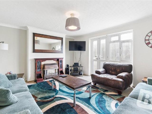Flat for sale in Greater London