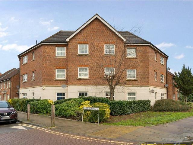 Flat for sale in Greater London