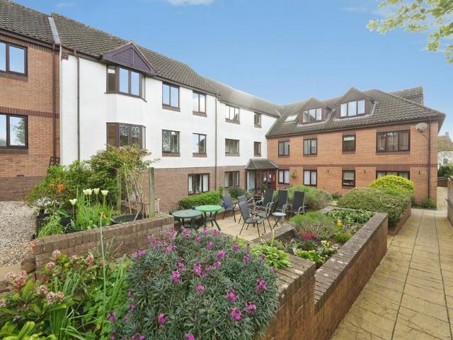 Flat for sale in Lower Morton, South Gloucestershire