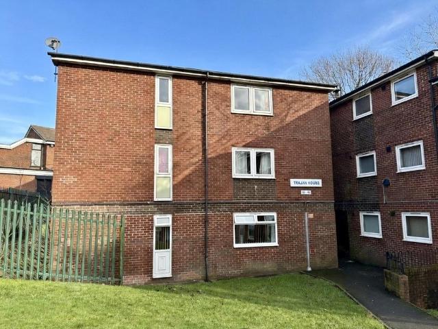 Flat for sale in Pendock, Greater Manchester