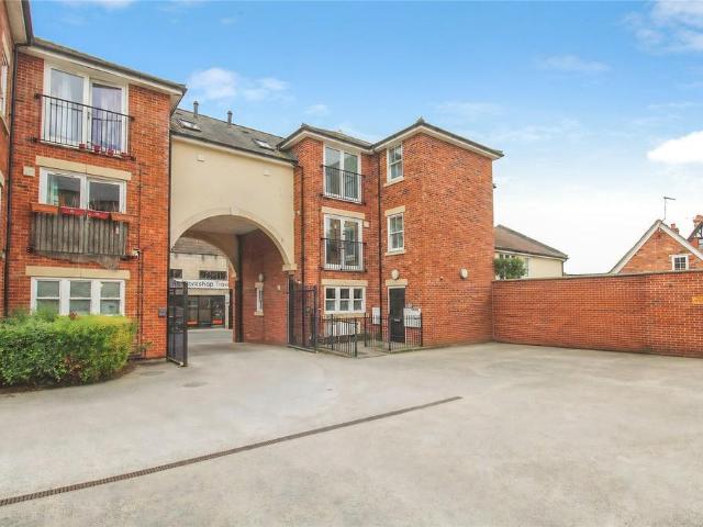 Flat for sale in Trowbridge