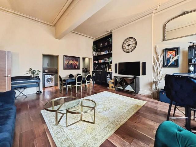 Flat for sale in Arena Quarter, Leeds