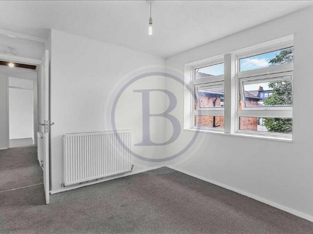 Flat for sale in Tufnell Park, Greater London