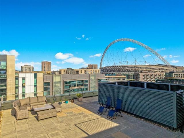 Flat for sale in Greater London