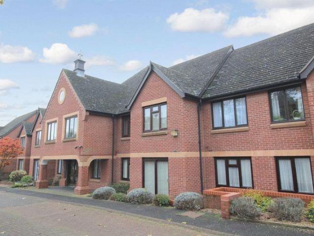 Flat for sale in Key Street, Suffolk