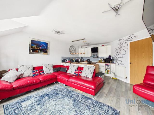 Flat for sale in Medlar-with-Wesham, Wesham
