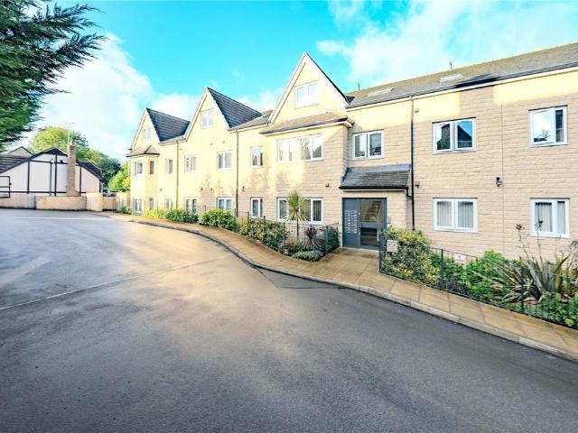 Flat for sale in Intake, Leeds