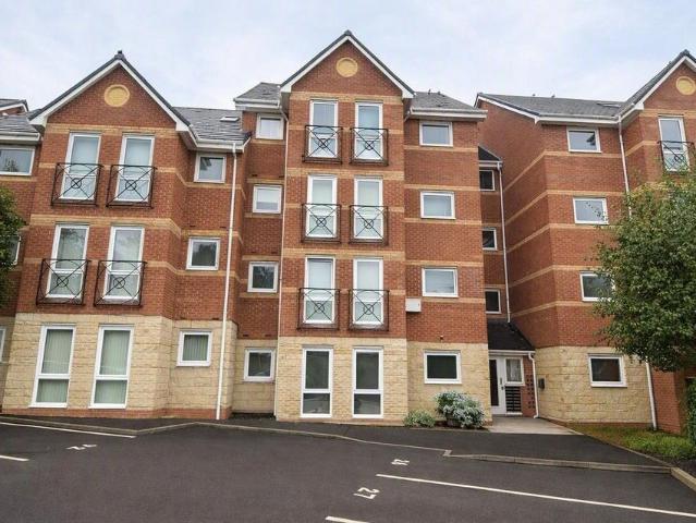 Flat for sale in Newtown, Wyre Forest