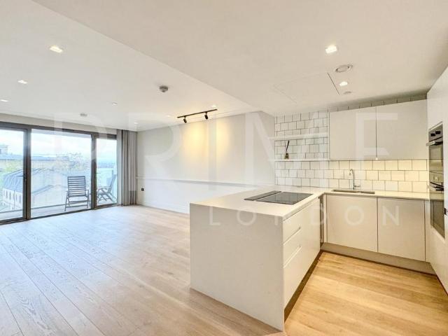 Flat for sale in Hammersmith, Greater London