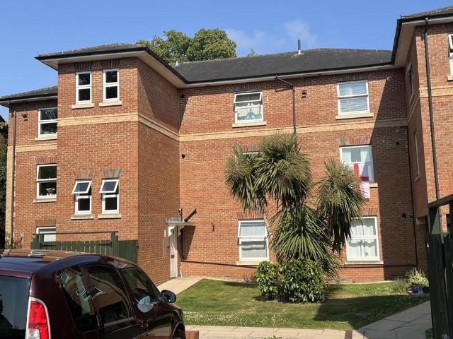Flat for sale in Darlington