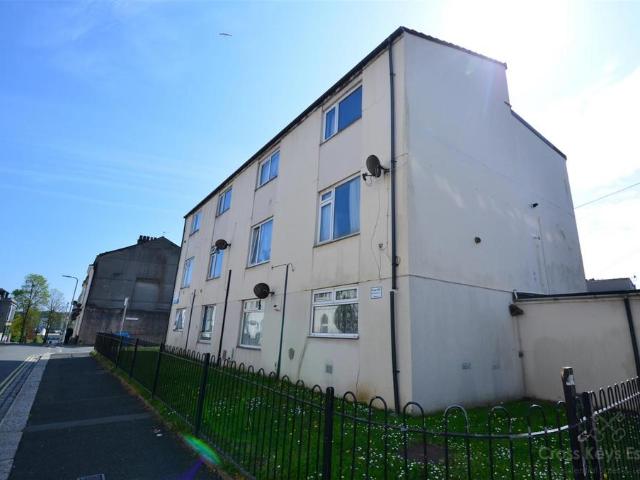 Flat for sale in Pennycomequick, Mount Wise