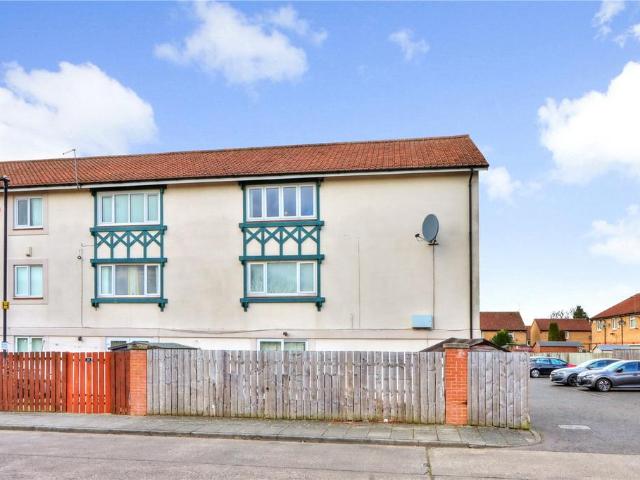 Flat for sale in Woolsington, Tyne And Wear